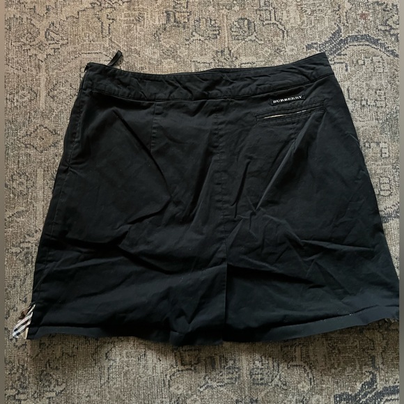 Vintage Burberry black golf skirt size 12 - Picture 7 of 8